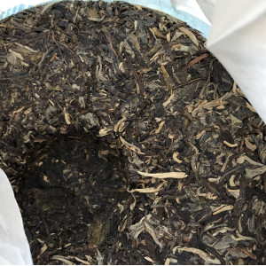 Шен пуэр Kun Lu Shan Оленья гора 2019 год 357 г. Photo 3